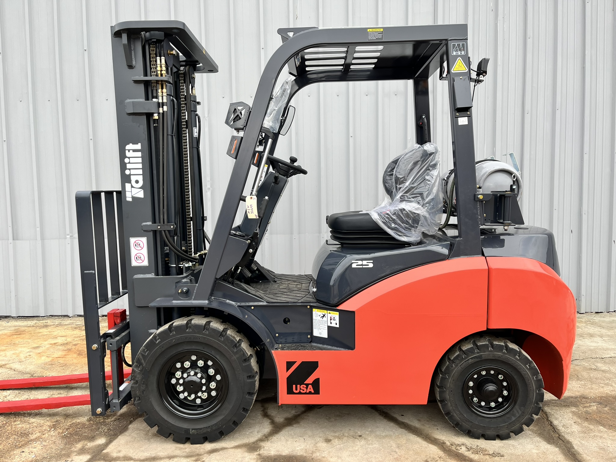 2024 TAILIFT PFG25 SOLID PNEUMATIC 5000LB FORKLIFT ForkliftTrader Com   7 V 521b 