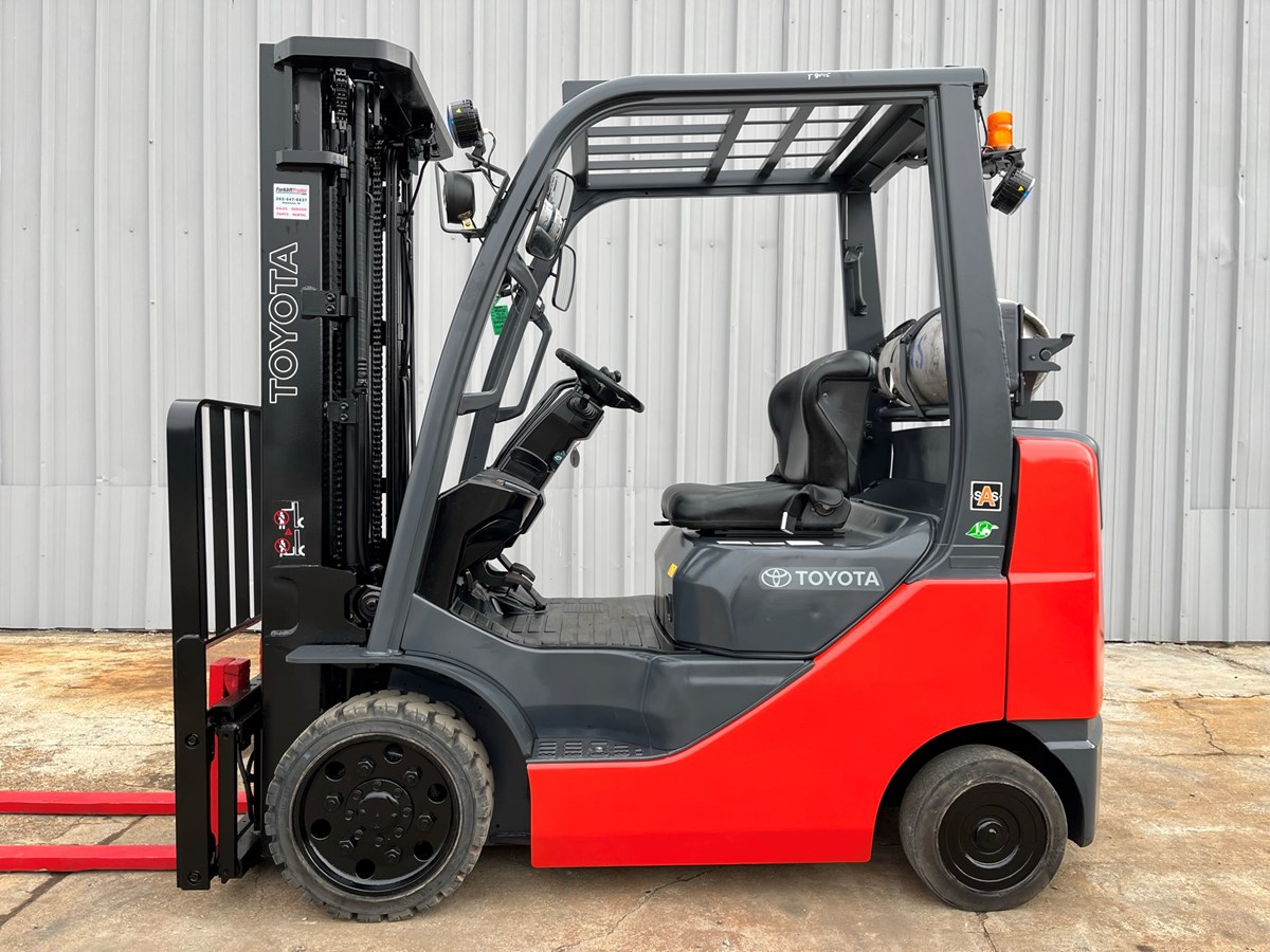 2016 LOW HOUR TOYOTA 8FGCU25 5000LB CUSHION TIRE FORKLIFT ...