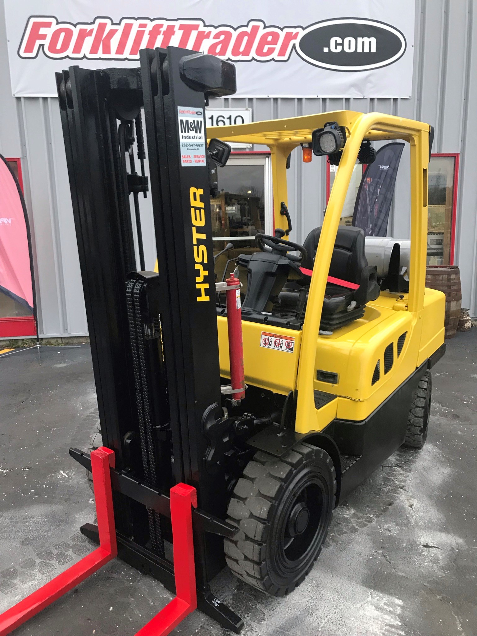 HYSTER S155XL2 15000 LB CAPACITY PNEUMATIC DRIVE TIRE FORKLIFT ...